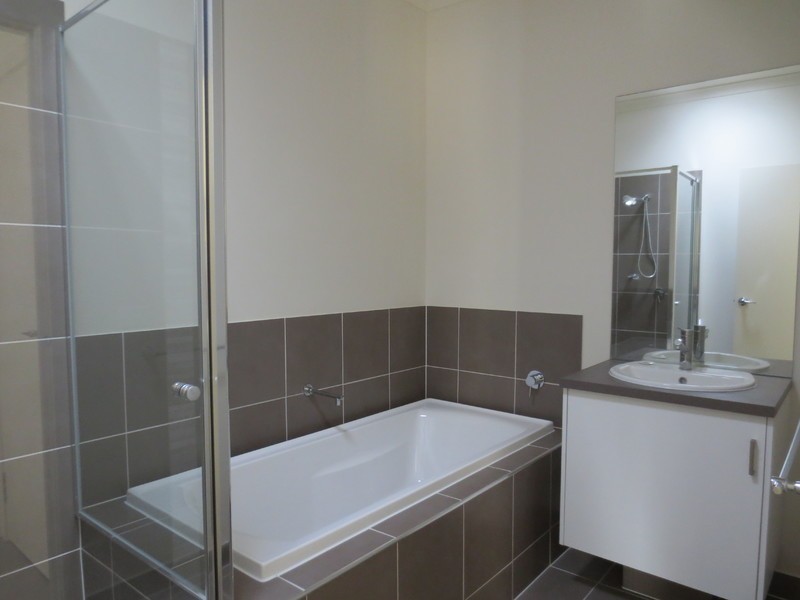 9 Pontoon Street, Lalor VIC 3075