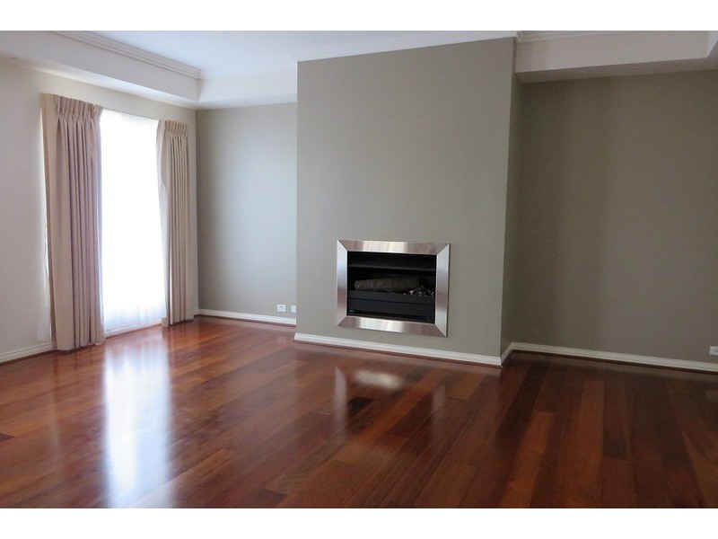 10 Prilep Heights, Lalor VIC 3075