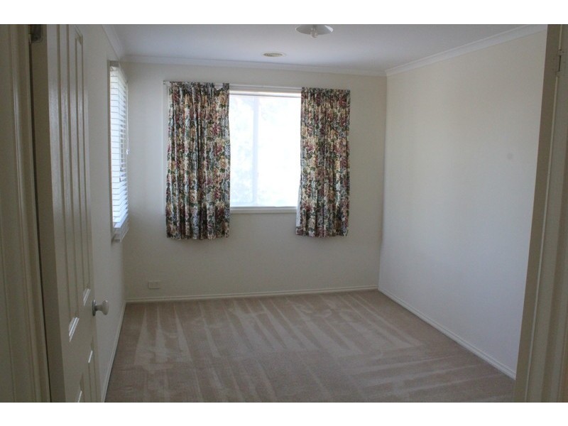 17 Cuckoo Street, South Morang VIC 3752