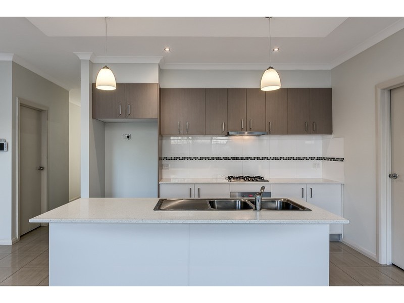 3 Mecklenburg Close, Epping VIC 3076