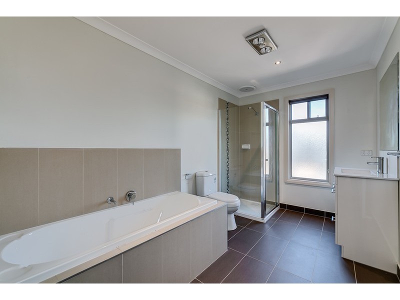 3 Mecklenburg Close, Epping VIC 3076