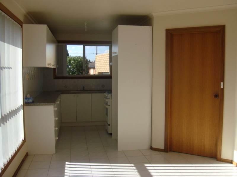 8 Supply Drive, Epping VIC 3076