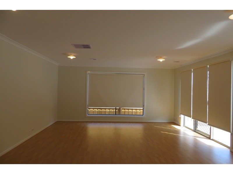 19 Belloza Way, Mernda VIC 3754