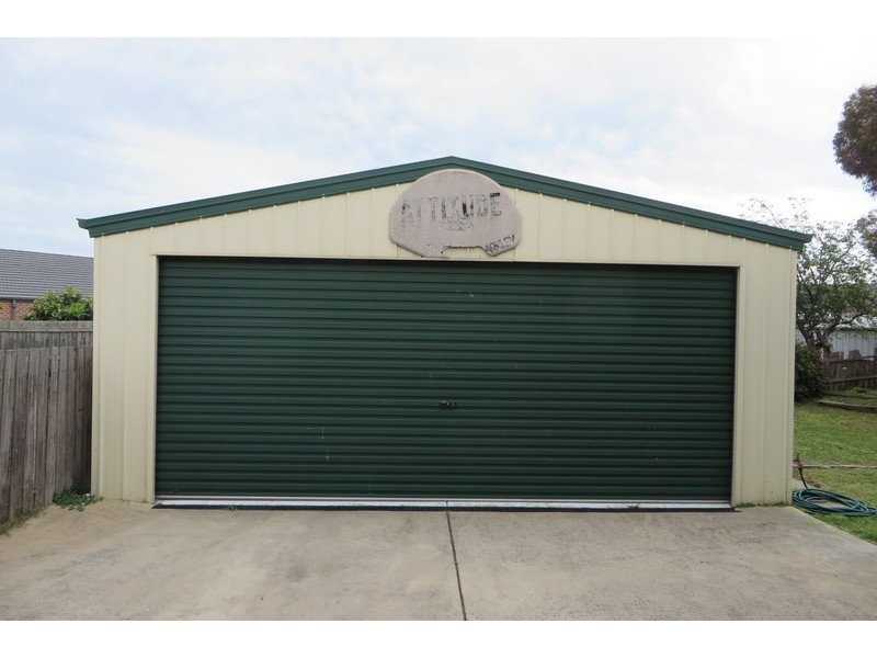 35 Clingin Street, Reservoir VIC 3073