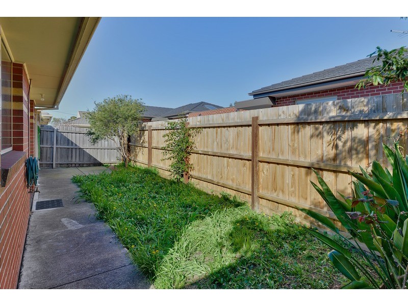 6/7 Houston Street, Epping VIC 3076