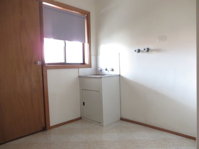 86 Grenda Drive, Mill Park VIC 3082