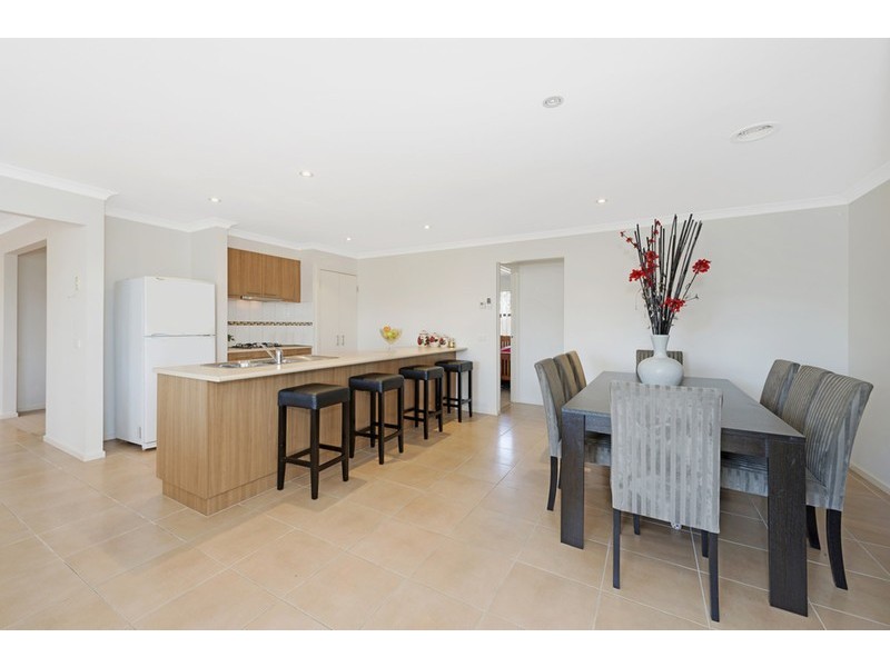 3 Woodridge Crescent, Doreen VIC 3754