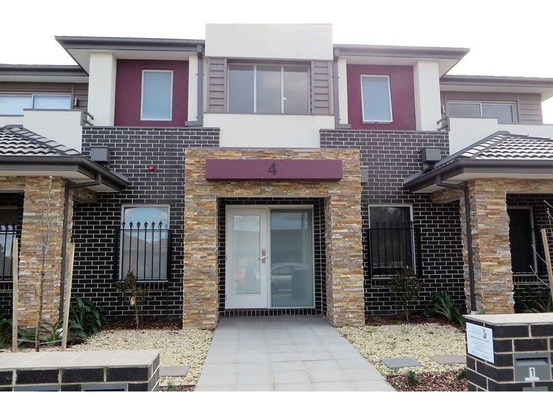 4/4 Henry Street, Reservoir VIC 3073