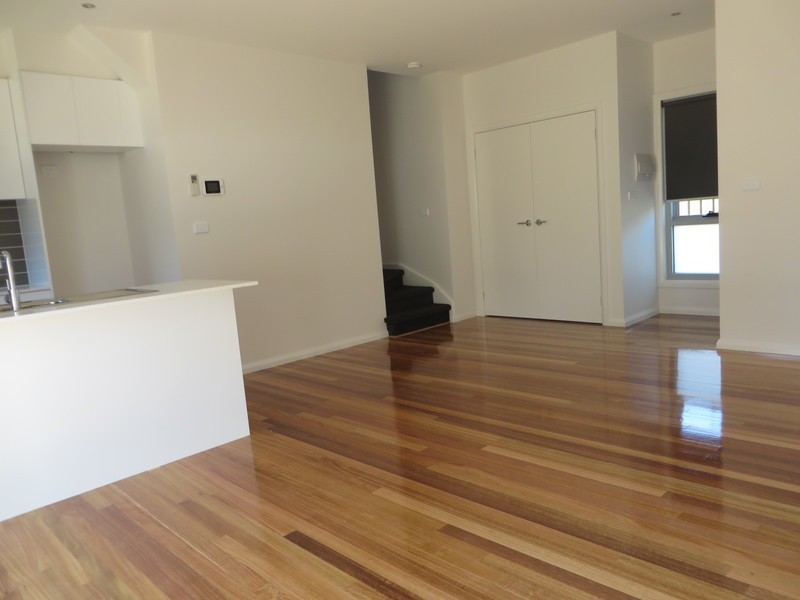 2/26 Valencia Street, Glenroy VIC 3046