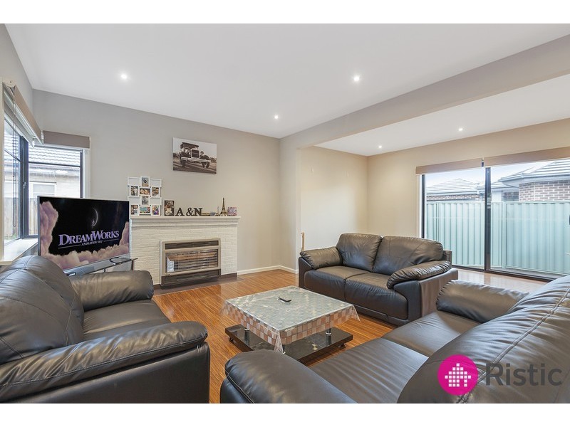 1/21 Ethel Avenue, Lalor VIC 3075