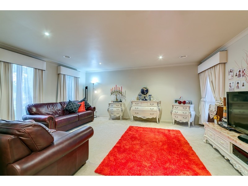 122 Williamsons Road, South Morang VIC 3752