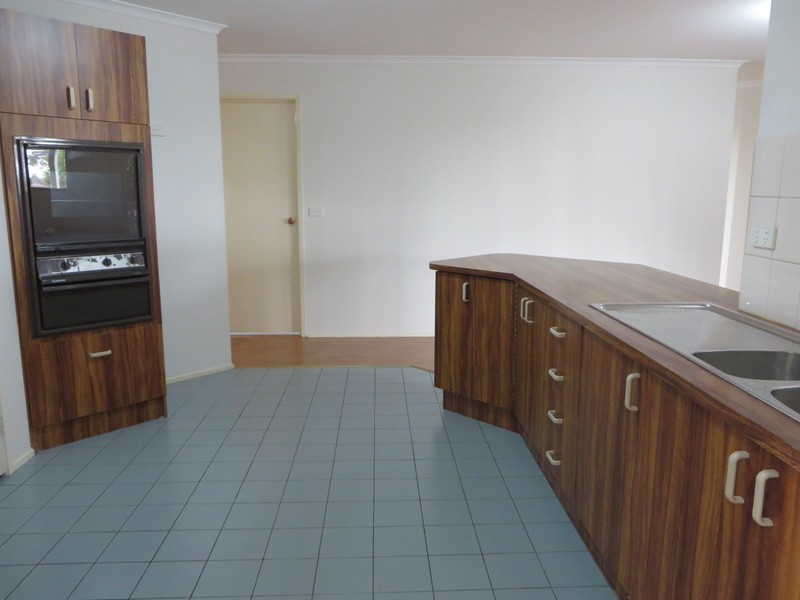 36 Manning Clark Road, Mill Park VIC 3082