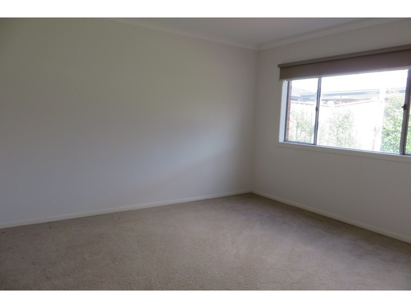 11 Elloura Avenue, Wollert VIC 3750