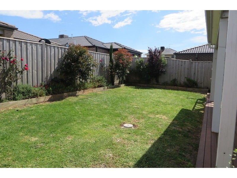 11 Elloura Avenue, Wollert VIC 3750