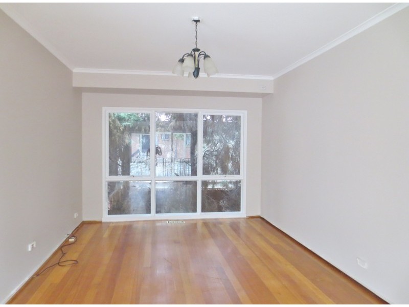 9 Hawkes Drive, Mill Park VIC 3082