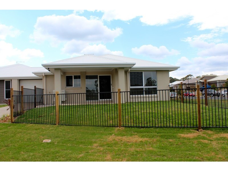 Duplex 2/85 Wagner Road, Griffin QLD 4503