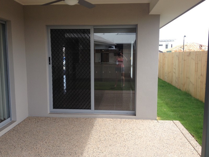 16 Foxtail Circuit, Brightwater, Mountain Creek QLD 4557