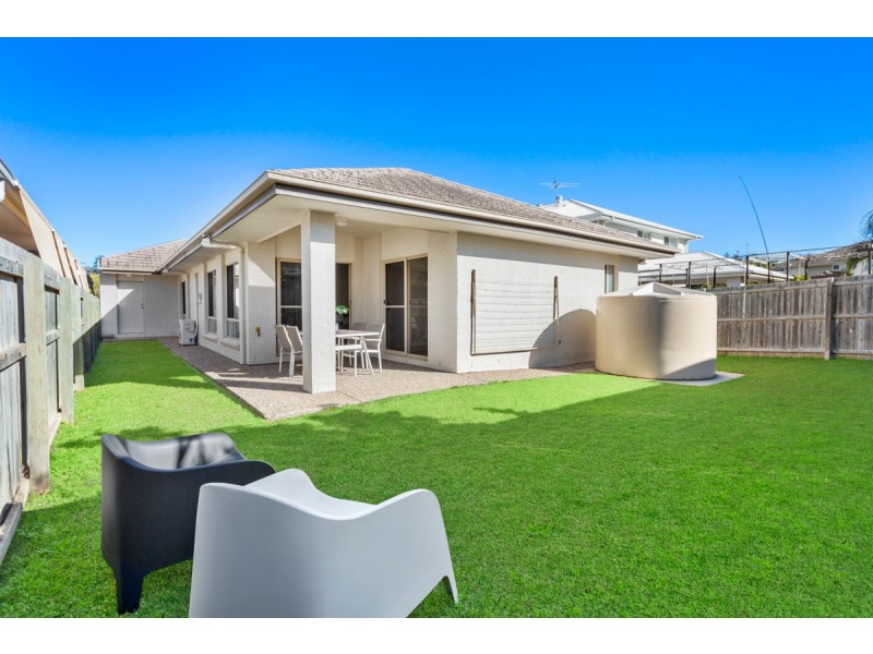 76 Nicklaus Parade, North Lakes QLD 4509