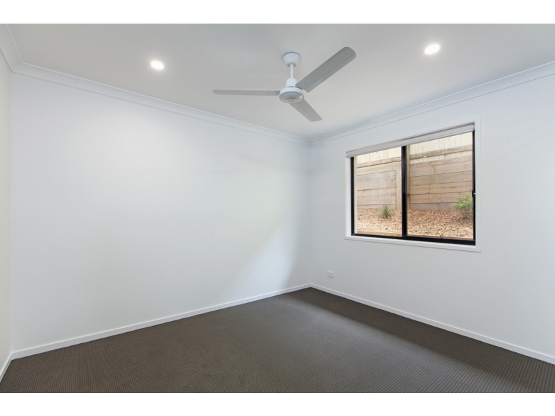 Unit 2/27 Corey Court, Palmwoods QLD 4555