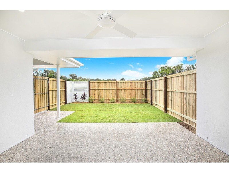 Duplex 2 Brampton Way, Creekwood, Meridan Plains QLD 4551