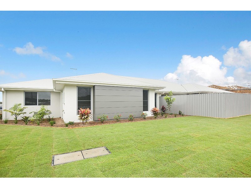 Duplex 2 Brampton Way, Creekwood, Meridan Plains QLD 4551