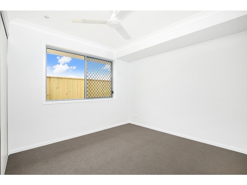 Duplex 2 Brampton Way, Creekwood, Meridan Plains QLD 4551