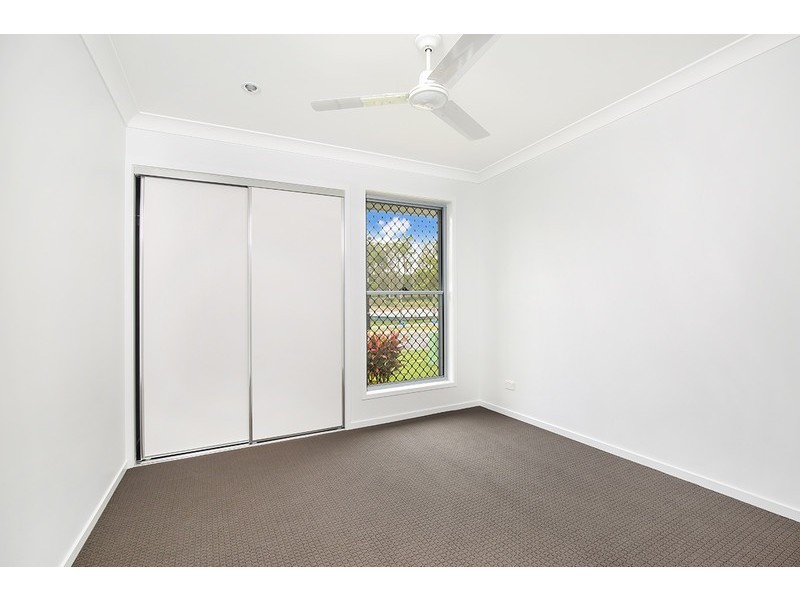 Duplex 2 Brampton Way, Creekwood, Meridan Plains QLD 4551