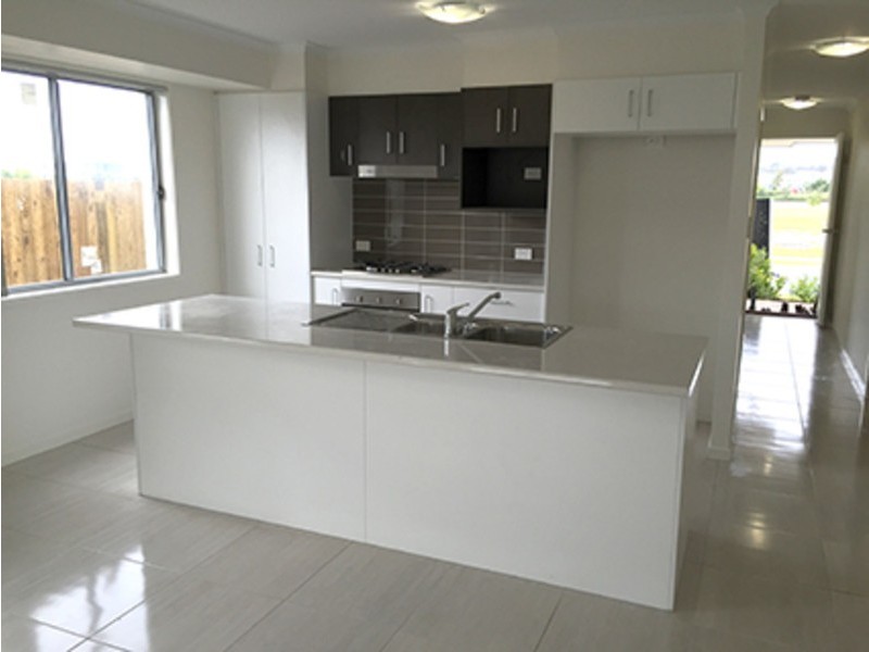 16 Panama Crescent, Mountain Creek QLD 4557