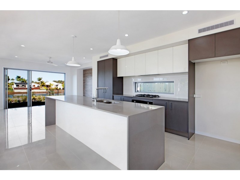 Water Front 34 Reflection Crescent, Birtinya QLD 4575