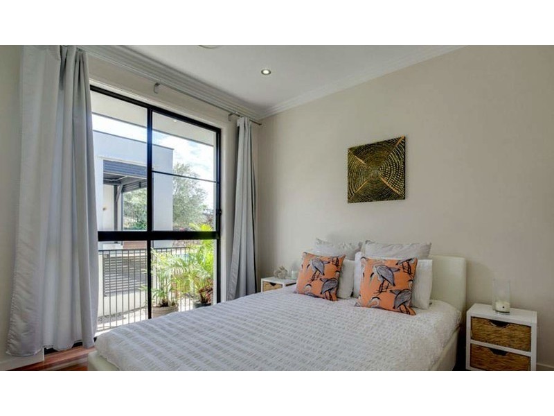 5 Swissalp Drive, Urraween QLD 4655