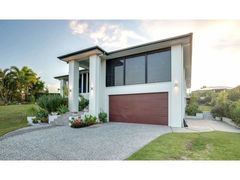 5 Swissalp Drive, Urraween QLD 4655