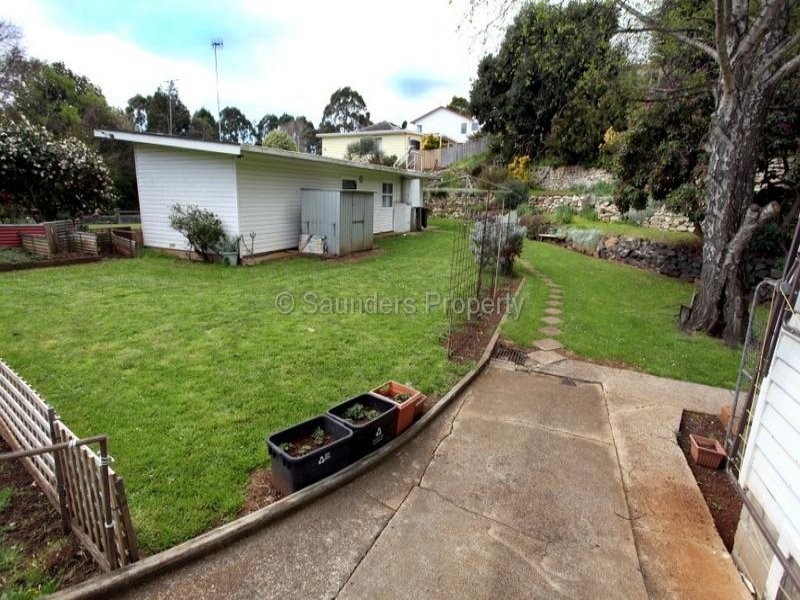 25 Linton Street, Upper Burnie TAS 7320