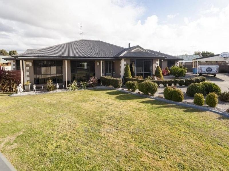 11 Gull Court, Shearwater TAS 7307