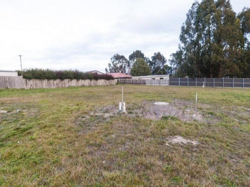 32 Spring Grove, Latrobe TAS 7307