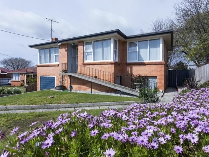 12 Carter Place, Devonport TAS 7310