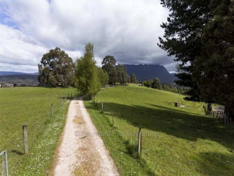 111 Brays Road, Sheffield TAS 7306