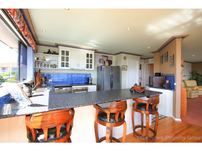 12 Cromwell Crescent, Devonport TAS 7310