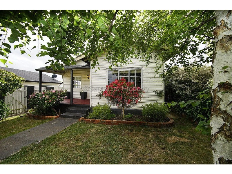 52 William Street, Devonport TAS 7310