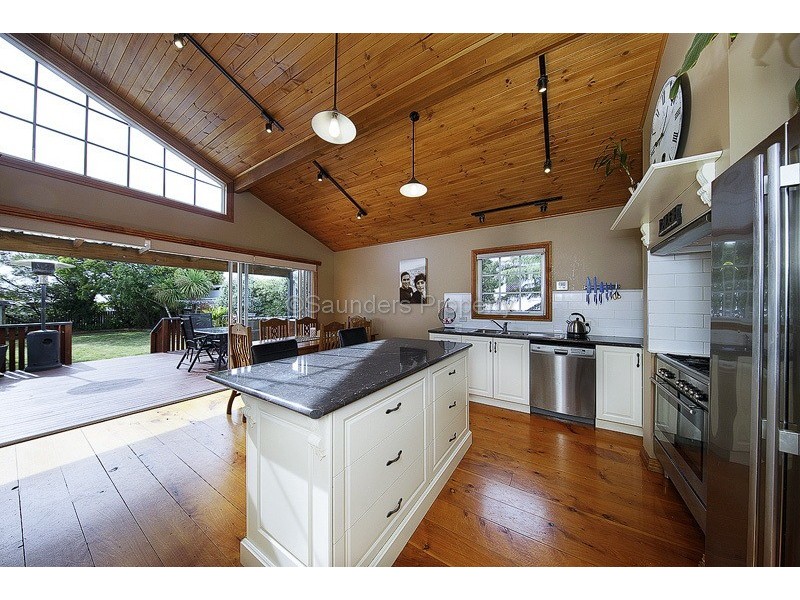 52 William Street, Devonport TAS 7310