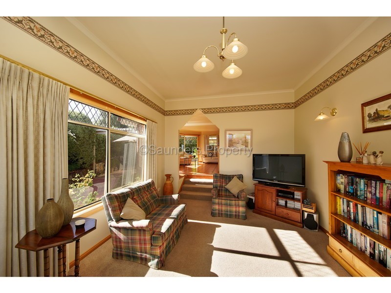 9 Pengali Place, Devonport TAS 7310