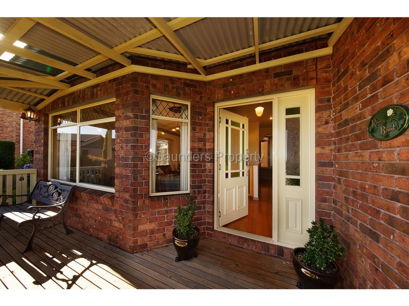 9 Pengali Place, Devonport TAS 7310