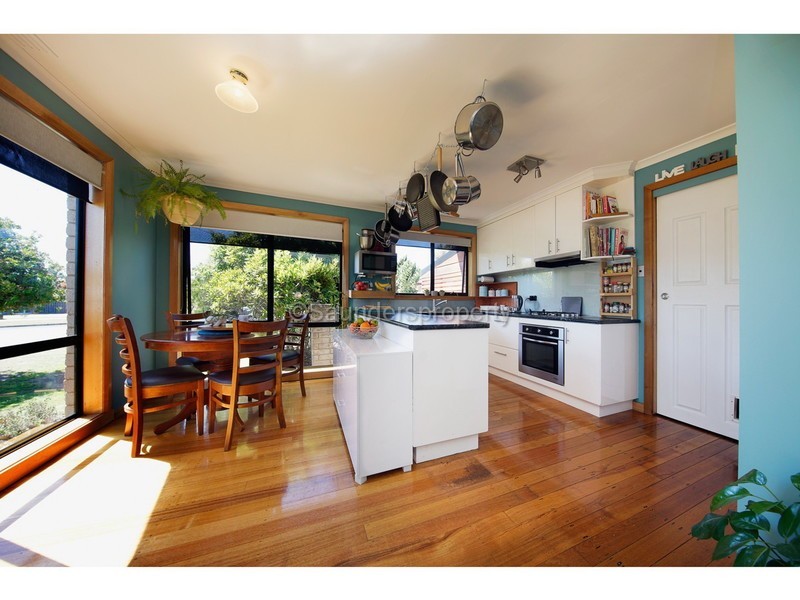 25 Greenway Avenue, Devonport TAS 7310