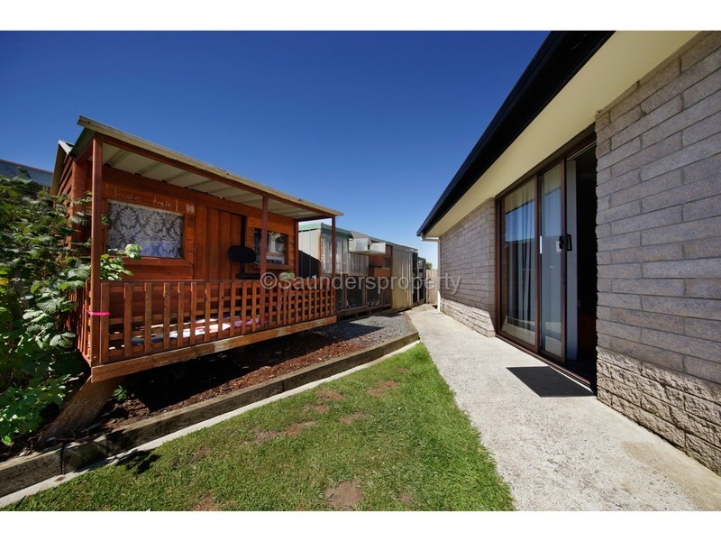 25 Greenway Avenue, Devonport TAS 7310