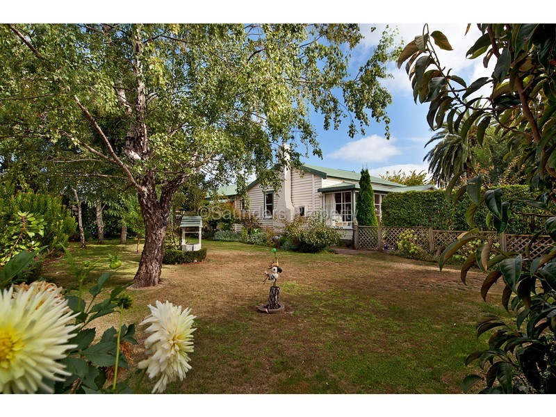 56 Valley Road, Devonport TAS 7310