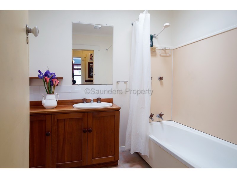 56 Valley Road, Devonport TAS 7310