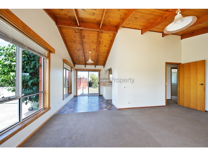 12 Elanora Place, East Devonport TAS 7310