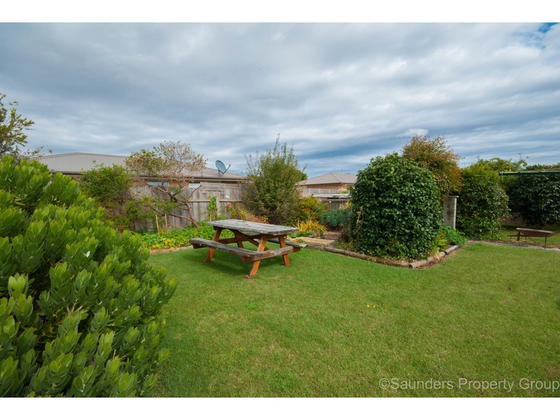 4 Quiggins Grove, Ulverstone TAS 7315