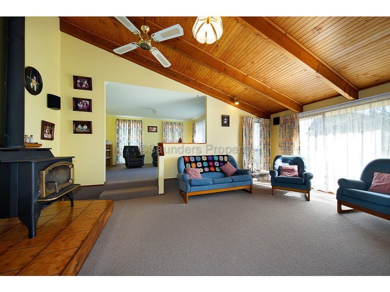 2 Ritchie Avenue, Downlands TAS 7320