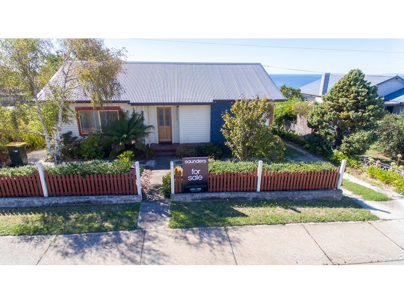 4 Ashwater Crescent, Penguin TAS 7316