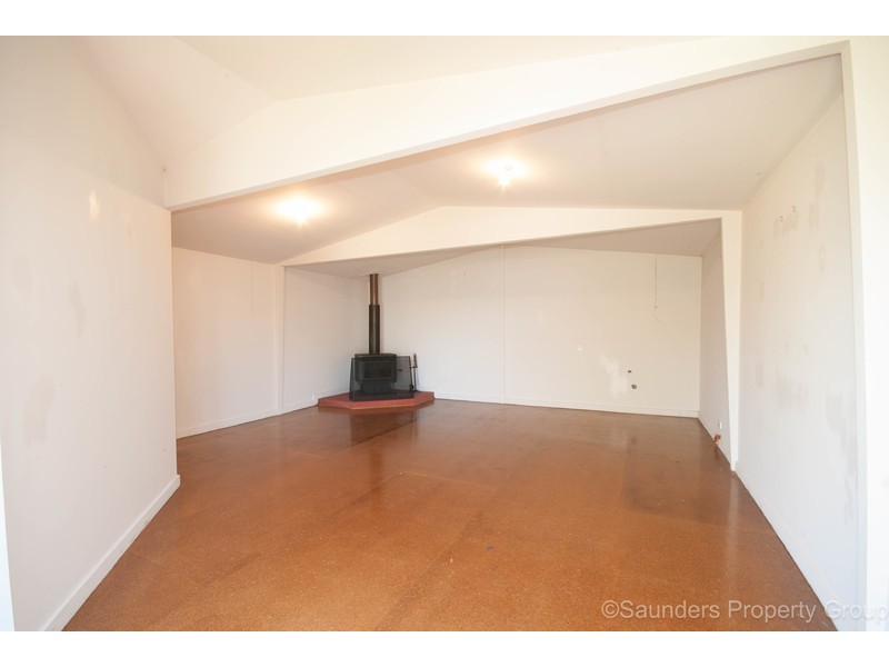 4 Ashwater Crescent, Penguin TAS 7316